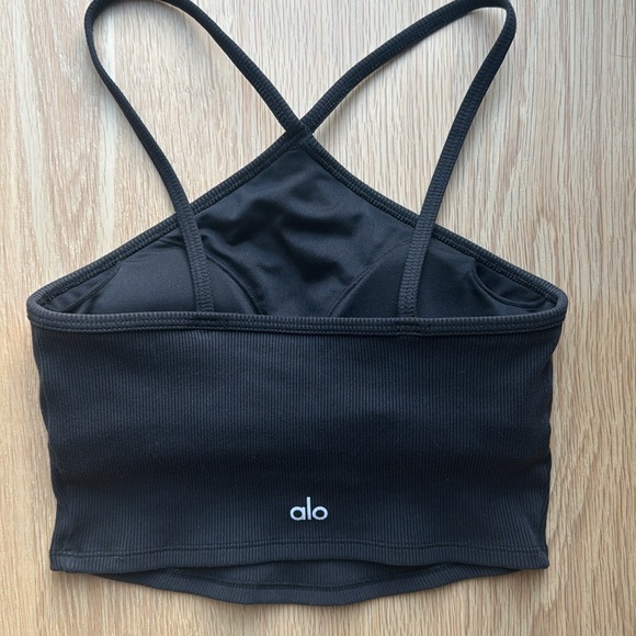 Alo Yoga Goddess ribbed cross crop top XS - Picture 2 of 5